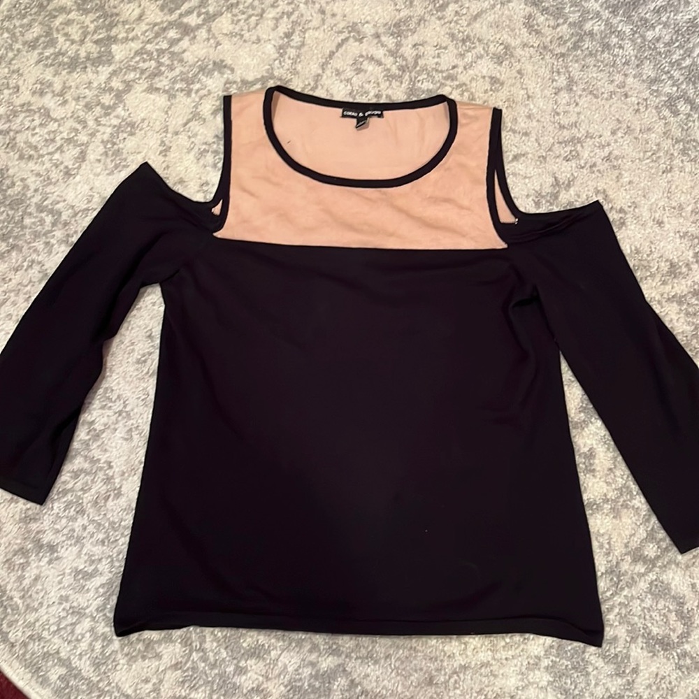 Two Toned Peekaboo Shoulder Blouse